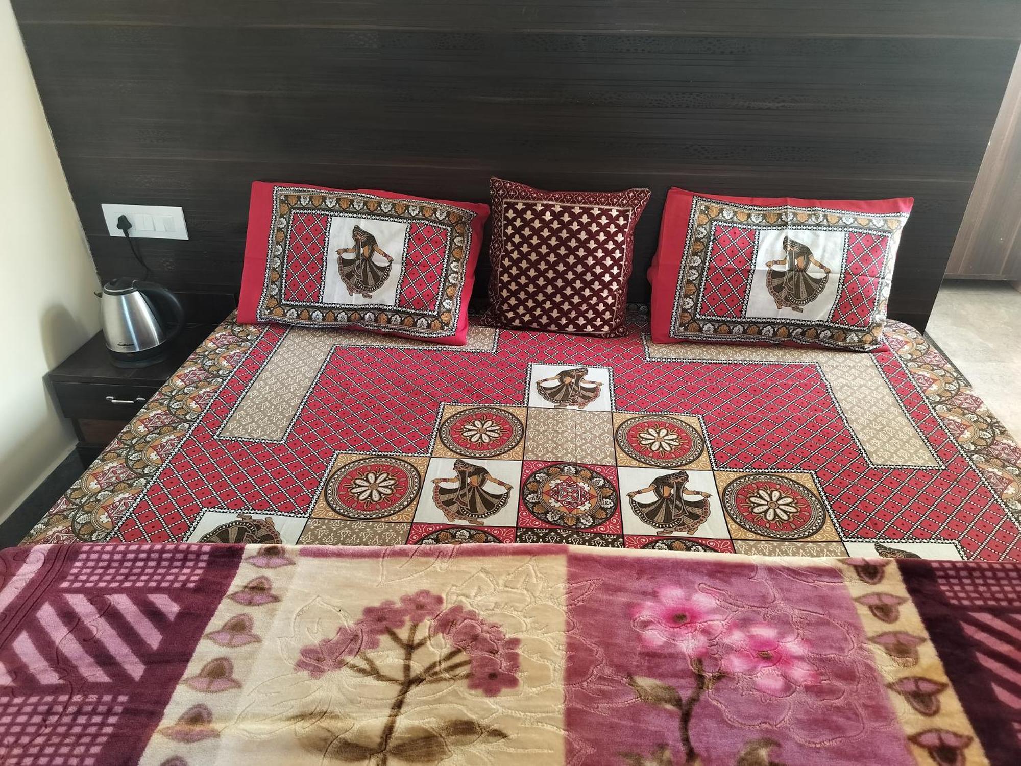 Tree Valley Homestay Chail Exteriér fotografie