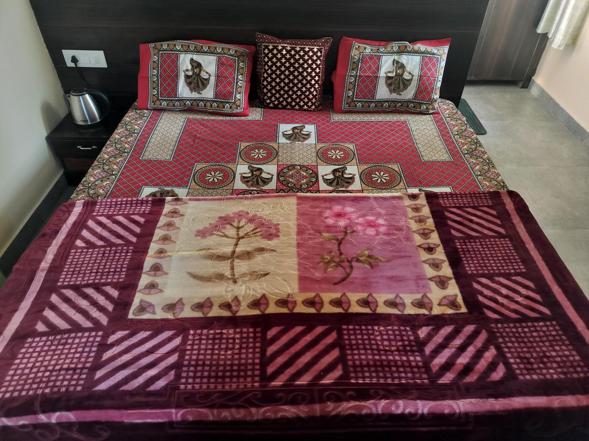 Tree Valley Homestay Chail Exteriér fotografie